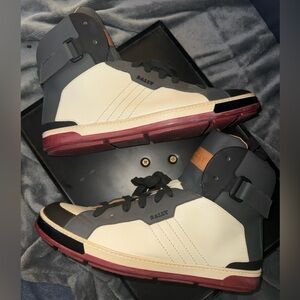 Bally’s Men’s Hightop Sneakers Size 10